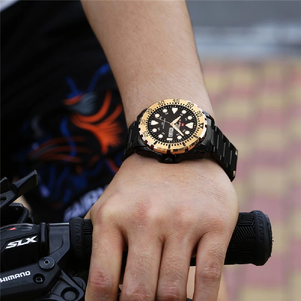NAVIFORCE NF 9105 Men's Watch Waterproof  Analog Clock Full Stainless Steel Quartz - Black Gold